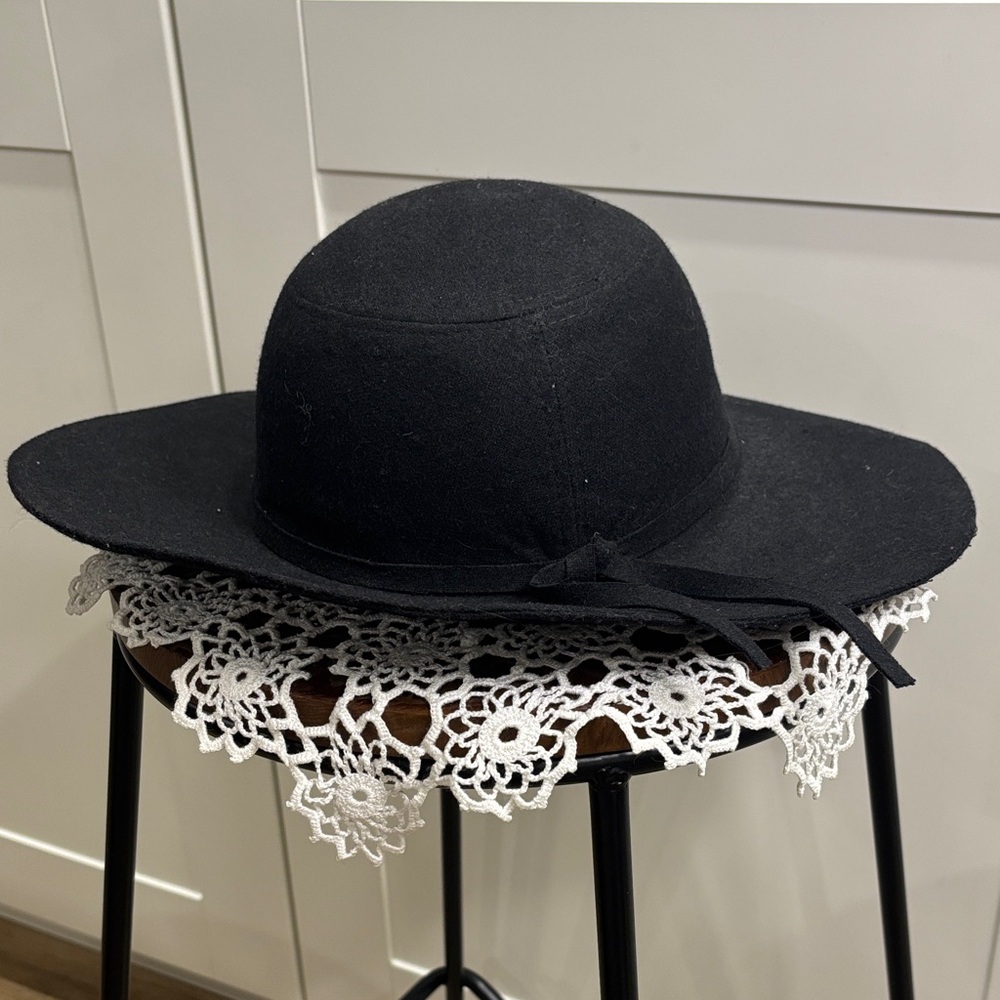Elegant Black Women's Hat